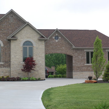 Porte Cochre (Breezeway) of European Traditional Home