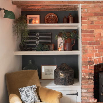 LIVING ROOM | Vintage Armchair & Objects