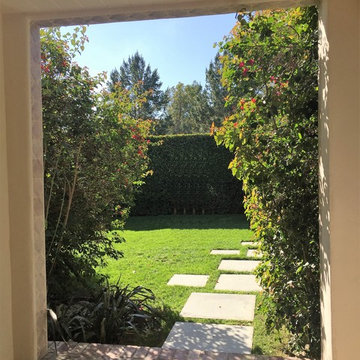 Garden sculpture