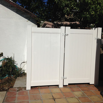 Vinyl Gates