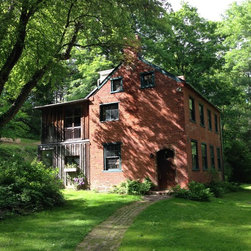 Erwinna Farmhouse - Products