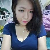Katrine Zhang's photo