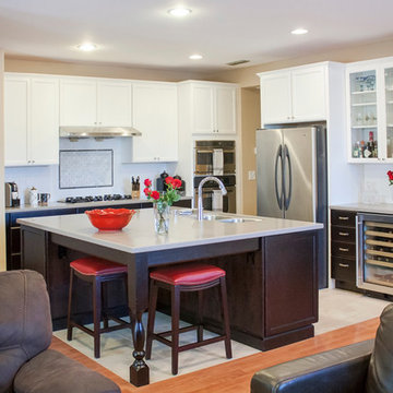 White and Chocolate Kitchen