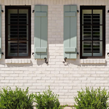 Diamond White Velour Brick Home - North Carolina