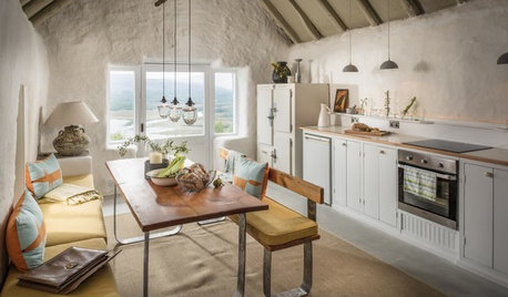 Houzz Tour: A Snug Cottage Amid Beautiful Irish Wilderness