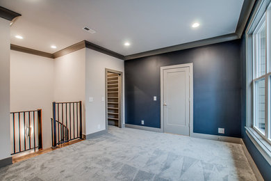 Bedroom - contemporary bedroom idea in Nashville