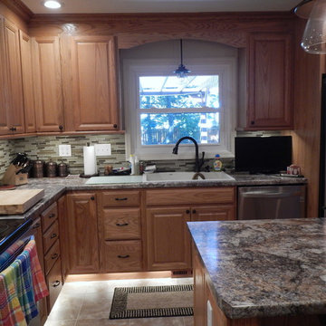 Kitchen Renovation - Shenandoah - Bluemont Oak Honey Square