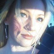 Carrie Drew's photo
