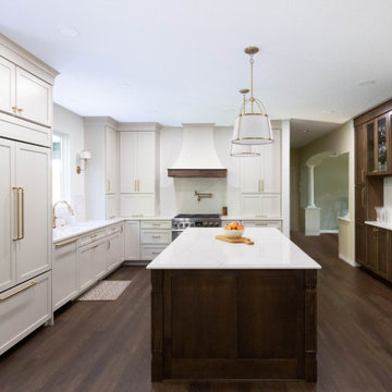 Crafting a Forever-Home’s Kitchen: Warm Tones, Smart Storage & Timeless Style