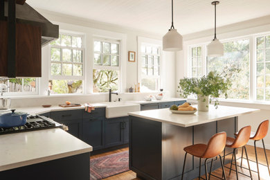 Kitchen - transitional kitchen idea in San Francisco