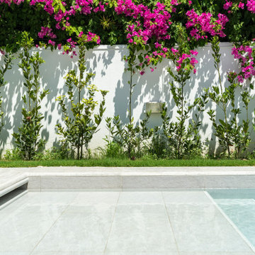 Snow White Porcelain Tiles - Ilıca,Izmir Villa