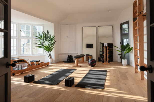 Eclectic Home Gym by Woodford Architecture and Interiors