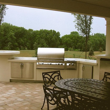 Cooking off cabana is easily achieved with built in stainless steel appliances.