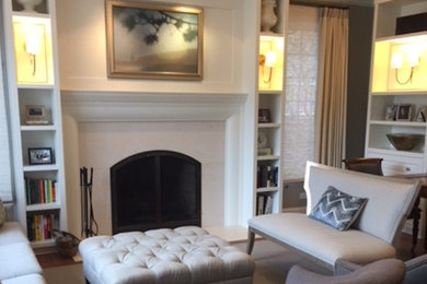 Family room photo in Chicago
