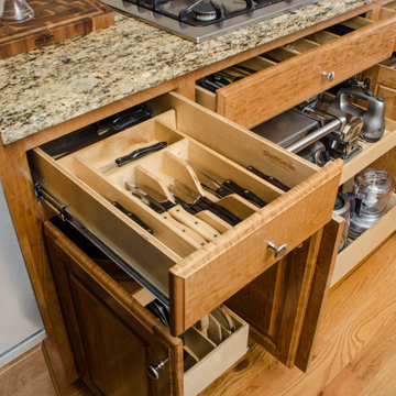 Drawer inserts