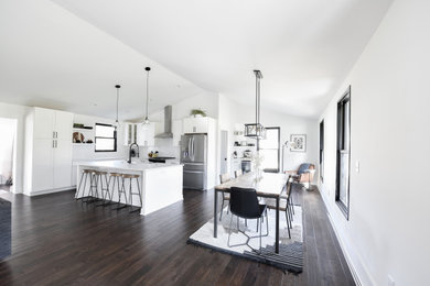 Example of a kitchen design in Nashville