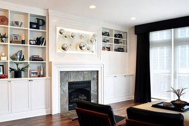 Living room - transitional living room idea in Chicago