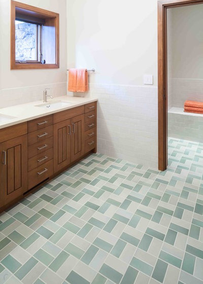 Rustic Bathroom by Howells Architecture + Design, LLC