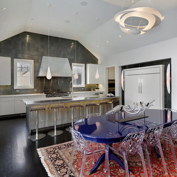 West Lincoln Park Home