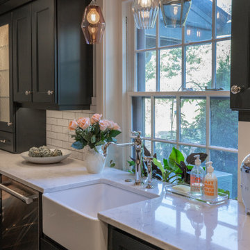 Traditional Cottage Kitchen Remodel | Dark Painted Cabinets, Farmhouse Sink & Wh