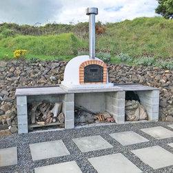 Great Backyard Space - Outdoor Pizza Ovens