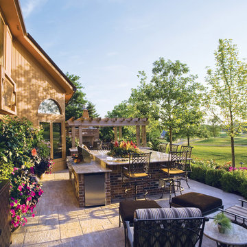 Grills and Outdoor Kitchens