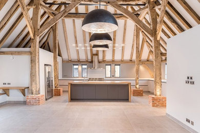 Inspiration for a country kitchen in Hampshire.