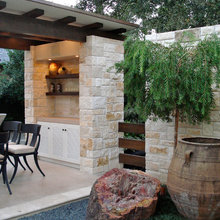 Outdoor patio & garden.