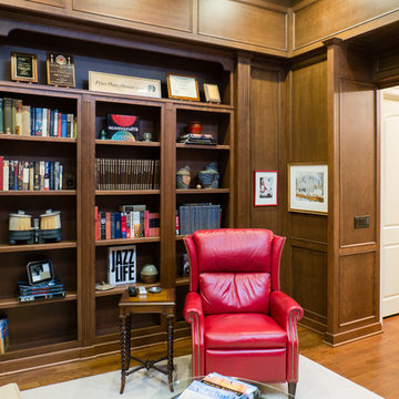 Jim's Library, Bar & Built-Ins.