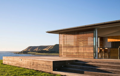 Houzz Tour: A Timber-Clad Home That Gets Better With Age