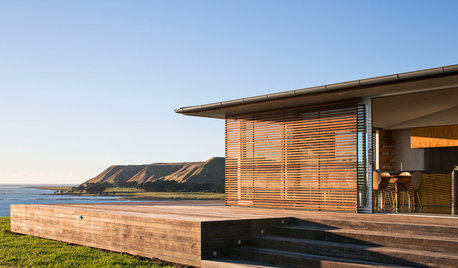 Houzz Tour: A Timber-Clad Home That Gets Better With Age