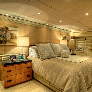 Piano Bar Yacht