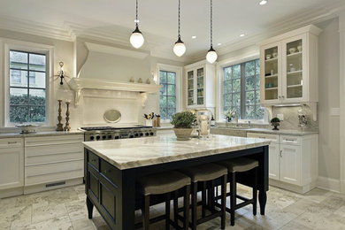 Example of a kitchen design in Minneapolis