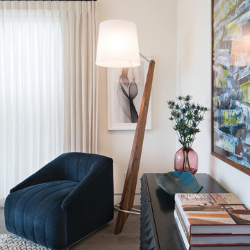 Silva Giant - 1-light LED Floor Lamp - Oiled Walnut - White Linen