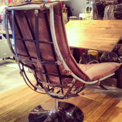 Showroom Looks - Armchairs And Accent Chairs
