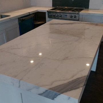 Porcelain Slabs white and grey