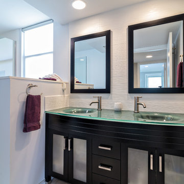 Contemporary Master bathroom