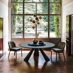 Eliot Round dining table by Cattelan Italia - Dining Tables