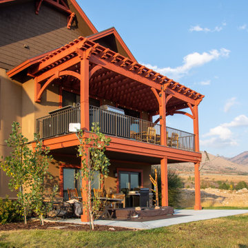 Pergola Installed on Pre-Established Deck Posts
