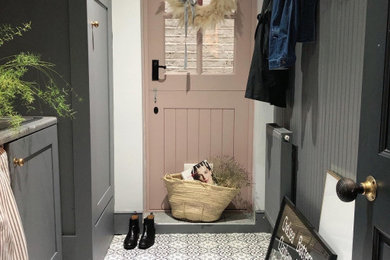 Inspiration for a victorian laundry room remodel in London