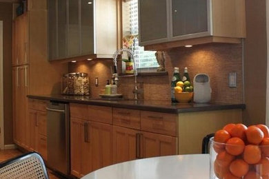 Example of a trendy kitchen design in Dallas