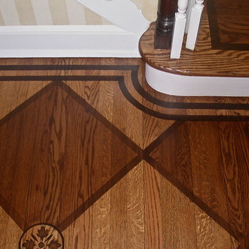 Square on Diagonal with Border Pattern Floor