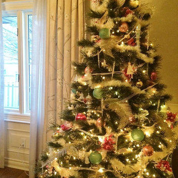 New Photos: Holiday Christmas Decor