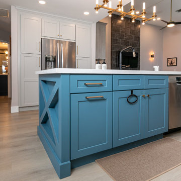 TRANSITIONAL LUXURY KITCHEN