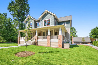 Inspiration for a craftsman exterior home remodel in DC Metro