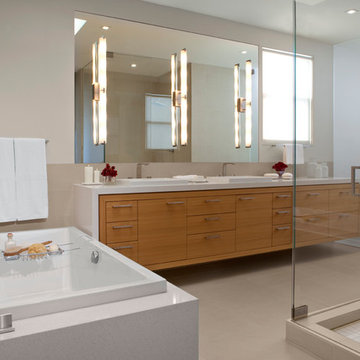 Modern Bathroom with neutral palette
