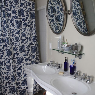 Reviving a Turn of the Century Bathroom