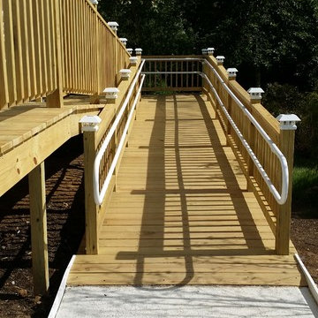 Handicap Ramp with RDI ADA Railings