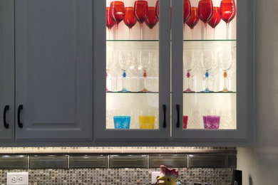 Transitional home design photo in Austin