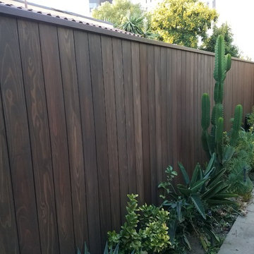 Red Wood Vertical Boards